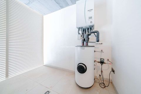 Lejlighed i Benidorm, Alicante, Benidorm - € 1.600.000 | Ref: JV-40640 - foto 32