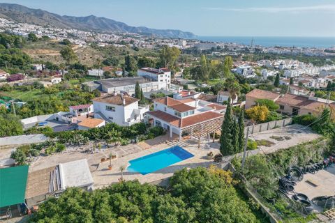 Villa i Nerja, Malaga, Nerja - € 650.000 | Ref: 10781-AF4289 - foto 1