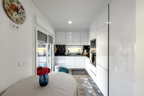 Villa i Seixal, Setubal, Seixal - € 750.000 | Ref: 120240180 - foto 9