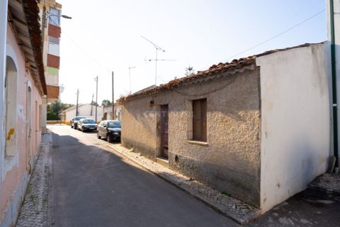 Helårsgrund i Entroncamento, Santarem, Entroncamento - € 130.000 | Ref: C0223-07742 - foto 11