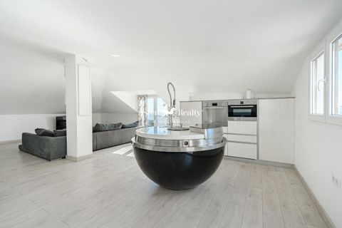 Villa a San Eugenio, Tenerife, San Eugenio - € 1.600.000 | Ref: 9237 - foto 23