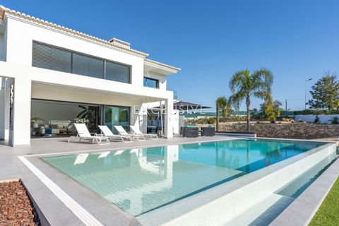 Villa i Lagoa, Faro, Lagoa - € 2.395.000 | Ref: EAV-3952 - foto 27
