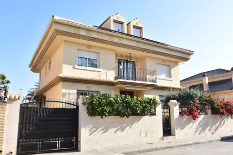 Villa i Almoradi, Alicante, Almoradi - € 495.000 | Ref: 200-3739 - foto 3