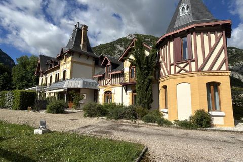 Villa a Tarascon-sur-Ariege, Ariege, Tarascon-sur-Ariege - € 1.900.000 | Ref: 09007346452 - foto 2