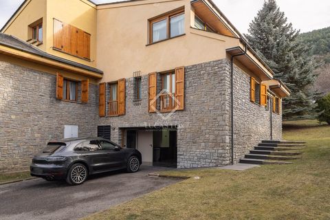 Villa a Alp, Gerona, Alp - € 860.000 | Ref: CER55453 - foto 4