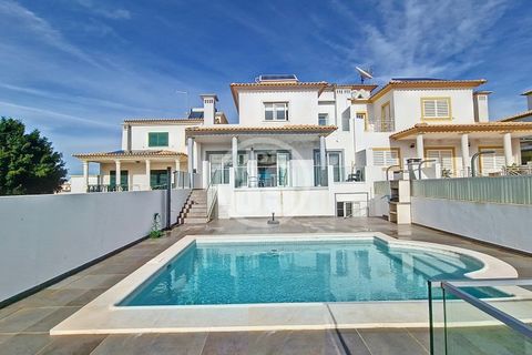 Villa a Albufeira, Faro, Albufeira - € 775.000 | Ref: 750 - foto 2