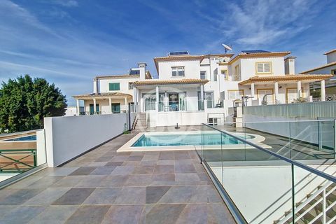 Villa a Albufeira, Faro, Albufeira - € 775.000 | Ref: 750 - foto 4
