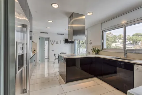 Villa a Alella, Barcelona, Alella - € 7.500/mes | Ref: 2709 - foto 6