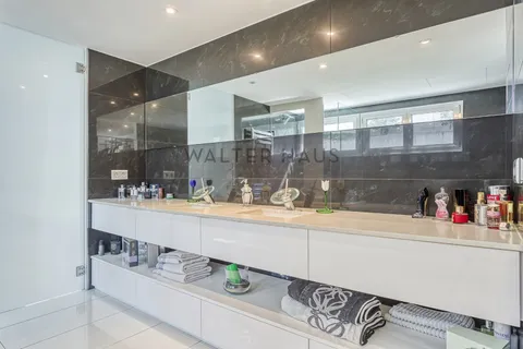 Villa a Alella, Barcelona, Alella - € 7.500/mes | Ref: 2709 - foto 35
