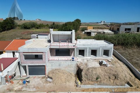 Villa i Alenquer, Lisbon, Alenquer - € 620.000 | Ref: CAS_135 - foto 1