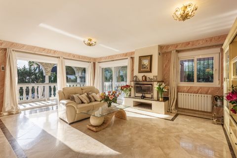 Villa a Marbella, Malaga, Marbella - € 1.350.000 | Ref: PANR-15386 - foto 2