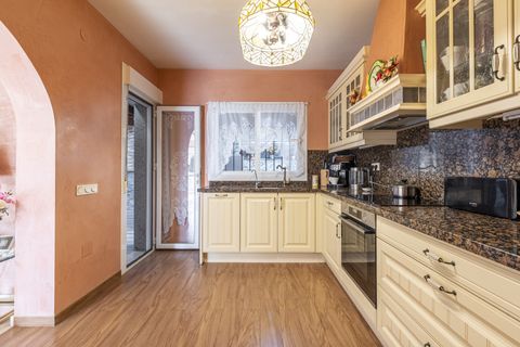Villa a Marbella, Malaga, Marbella - € 1.350.000 | Ref: PANR-15386 - foto 8