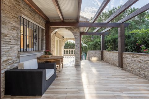Villa a Marbella, Malaga, Marbella - € 1.350.000 | Ref: PANR-15386 - foto 12