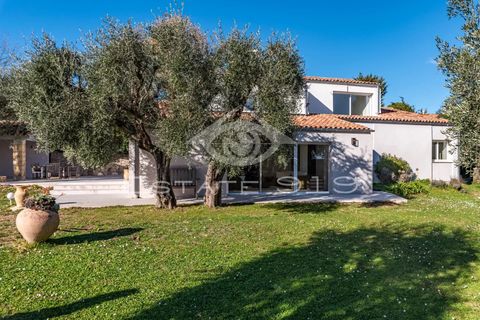 Villa i Chateauneuf-Grasse, Alpes-Maritimes, Chateauneuf-Grasse - € 1.850.000 | Ref: MS679VM - foto 3