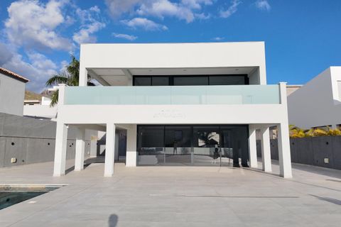 Villa i Adeje, Tenerife, Adeje - € 1.890.000 | Ref: 4945 - foto 2