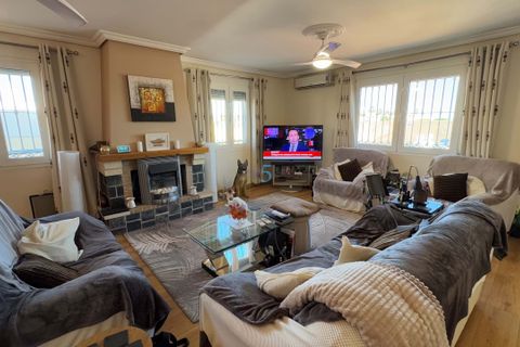 Villa a Torrevieja, Alicante, Torrevieja - € 597.500 | Ref: P7169 - foto 4