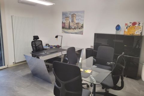 Erhvervsejendom i Modena, Modena, Modena - € 800.000 | Ref: 115 - foto 1