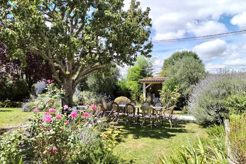 Villa a Sainte-Severe, Charente, Sainte-Severe - € 381.600 | Ref: BVI73726 - foto 2