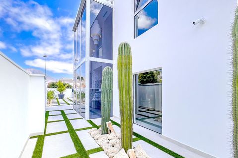 Villa i Adeje, Tenerife, Adeje - € 1.490.000 | Ref: CHA0124 - foto 6