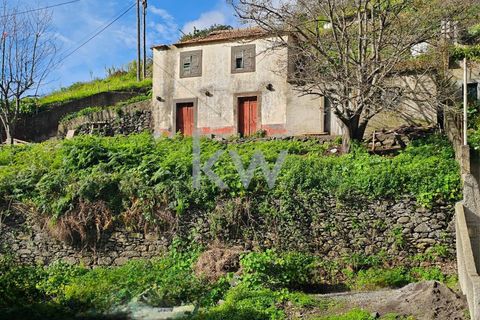 Byhus i Camara de Lobos, Madeira, Camara de Lobos - € 110.000 | Ref: KWPT-009615 - foto 1