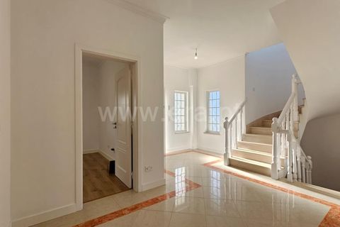 Villa i Seixal, Setubal, Seixal - € 850.000 | Ref: 270250001 - foto 3