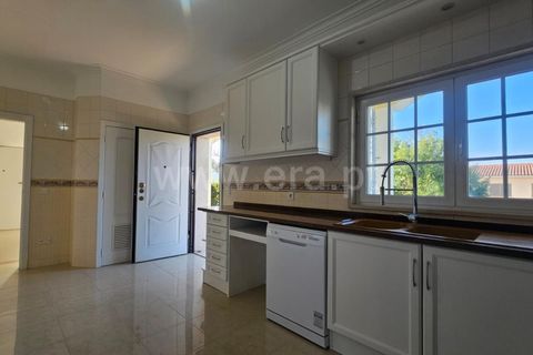 Villa i Seixal, Setubal, Seixal - € 850.000 | Ref: 270250001 - foto 4