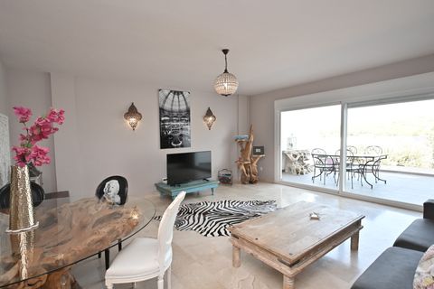 Town house in Santa Eulalia Del Rio, Ibiza - photo 4