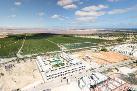 Villa i Torrevieja, Alicante, Torrevieja - € 304.900 | Ref: TO250003 - foto 3