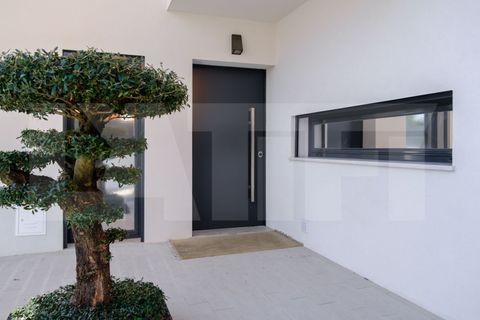Villa a Almada, Setubal, Almada - € 1.000.000 | Ref: 313.000.002 - foto 9