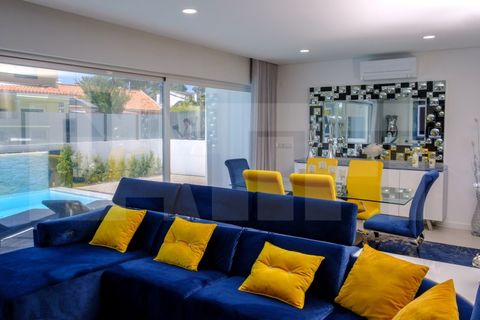 Villa a Almada, Setubal, Almada - € 1.000.000 | Ref: 313.000.002 - foto 18