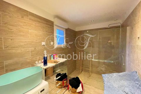 Villa a Villars, Vaucluse, Villars - € 450.000 | Ref: LUB-001237 - foto 23