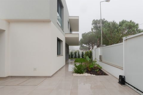 Villa i Cascais, Lisbon, Cascais - € 1.590.000 | Ref: DH677 - foto 5