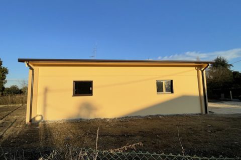 Erhvervsejendom i Suzzara, Mantua, Suzzara - € 140.000 | Ref: 2628 - foto 9