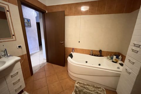 Villa a Suzzara, Mantua, Suzzara - € 295.000 | Ref: 2630 - foto 25