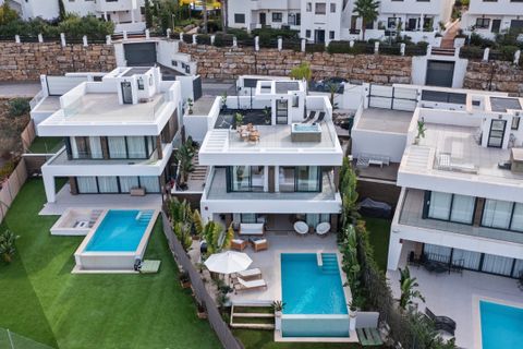 Villa a Estepona, Malaga, Estepona - € 1.495.000 | Ref: 2171MVR - foto 9
