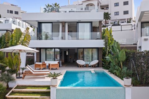Villa a Estepona, Malaga, Estepona - € 1.495.000 | Ref: 2171MVR - foto 10