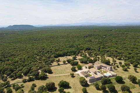Villa a Goudargues, Gard, Goudargues - € 5.400.000 | Ref: HH-15651093 - foto 3