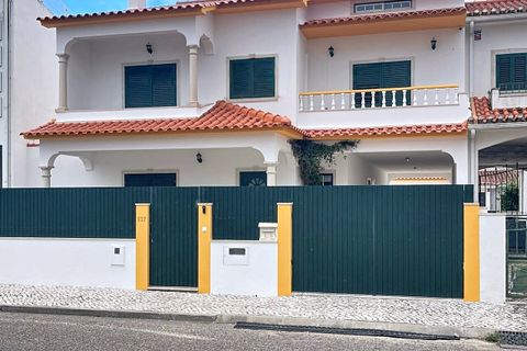 Villa a Entroncamento, Santarem, Entroncamento - € 450.000 | Ref: SF-SAFTI:008362 - foto 3