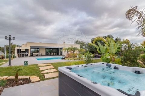 Villa i Silves, Faro, Silves - € 1.980.000 | Ref: PE-123751366-22 - foto 6