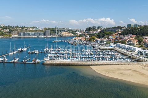 Helårsgrund i Canidelo, Porto, Canidelo - € 1.150.000 | Ref: ZMPT572881 - foto 7