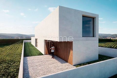 Terreno en Pedroso, Porto, Pedroso - € 68.500 | Ref: ZMPT573150 - photo 1