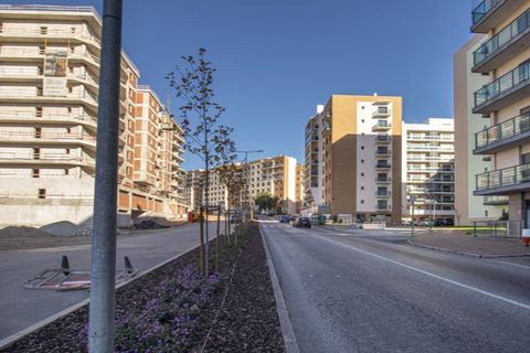 Apartament a Odivelas, Lisbon, Odivelas - € 1.700/mes | Ref: C0223-07830 - foto 24