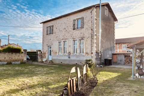 Villa - Abzac, Charente - photo 1