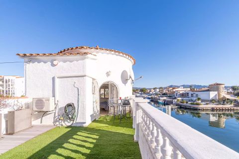 Villa a Empuriabrava, Gerona, Empuriabrava - € 699.000 | Ref: 111829 - foto 4