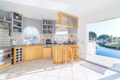 Villa a Empuriabrava, Gerona, Empuriabrava - € 699.000 | Ref: 111829 - foto 15