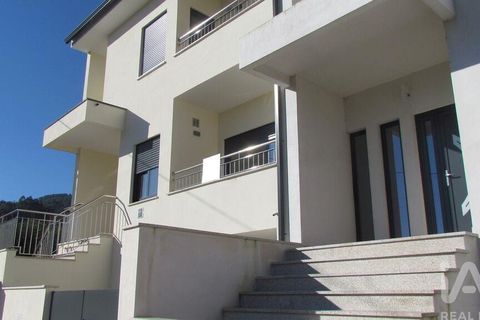 Byhus i Arcos de Valdevez, Viana do Castelo, Arcos de Valdevez - € 290.000 | Ref: 135269 - foto 1