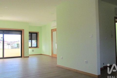 Byhus i Arcos de Valdevez, Viana do Castelo, Arcos de Valdevez - € 290.000 | Ref: 135269 - foto 2
