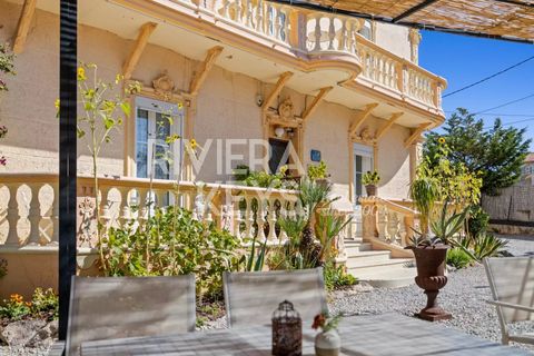 Erhvervsejendom i Saint-Raphaël, Var, Saint-Raphaël - € 2.160.000 | Ref: 85584305 - foto 1