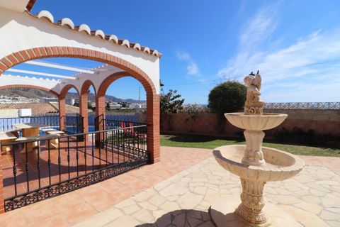 Villa a Nerja, Malaga, Nerja - € 399.000 | Ref: DH30186 - foto 13
