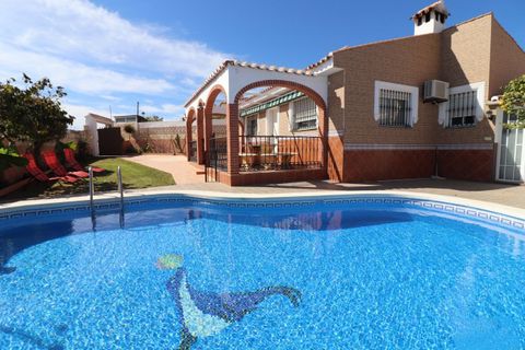 Villa a Nerja, Malaga, Nerja - € 399.000 | Ref: DH30186 - foto 8